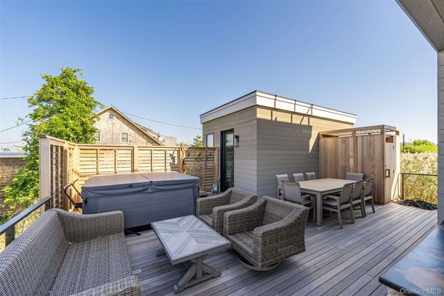 4 Atlantic Avenue, Seaview, NY 11770