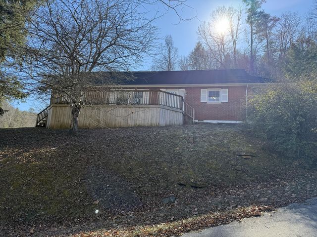 130 Highway 290, Mckee, KY 40447