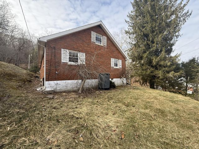 130 Highway 290, Mckee, KY 40447