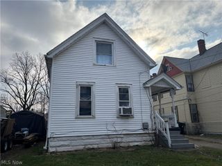 3291 W 54th Street, Cleveland, OH 44102