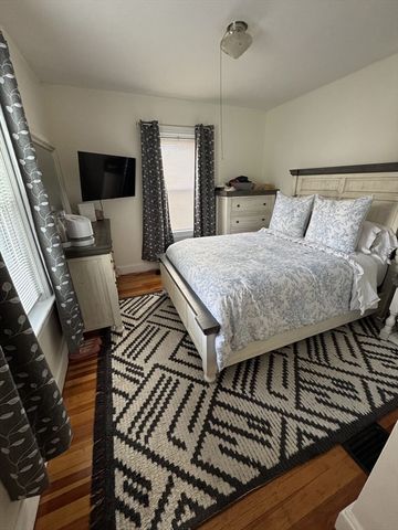 31 Mulberry Street 1, Attleboro, MA 02703