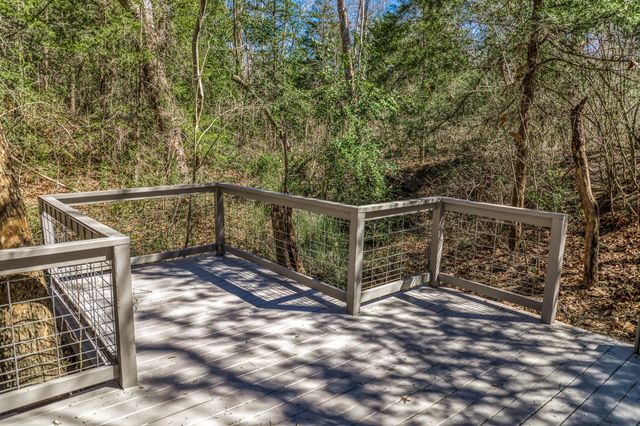 3831 Meadow View Lane, Fayetteville, TX 78940