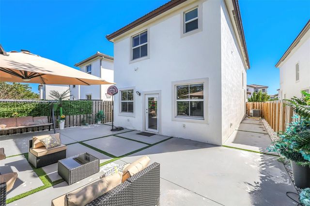 2369 NW 131st Cir, Miami, FL 33167