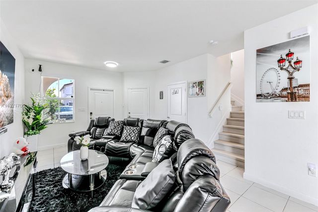 2369 NW 131st Cir, Miami, FL 33167