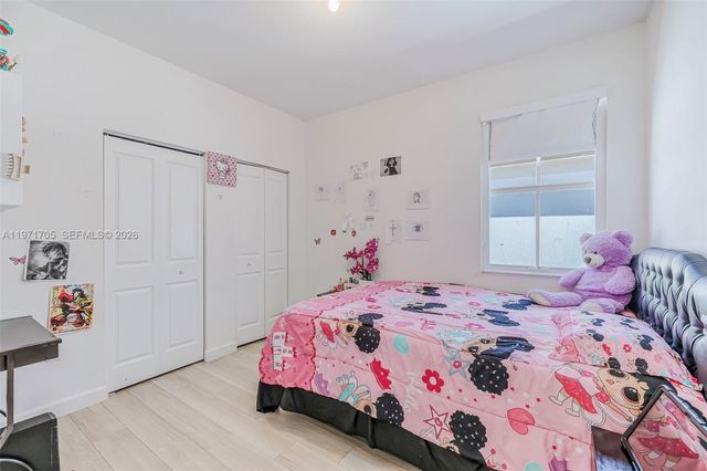 2369 NW 131st Cir, Miami, FL 33167