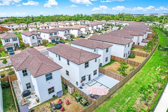 2369 NW 131st Cir, Miami, FL 33167