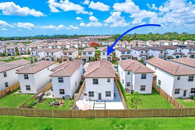 2369 NW 131st Cir, Miami, FL 33167