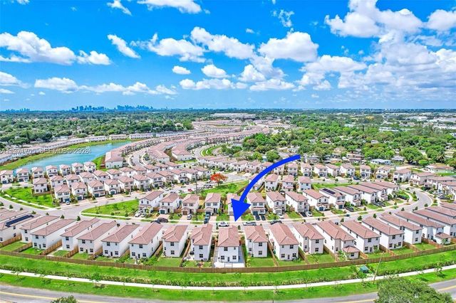 2369 NW 131st Cir, Miami, FL 33167