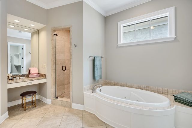 1910 CHATSWORTH DR, Germantown, TN 38138