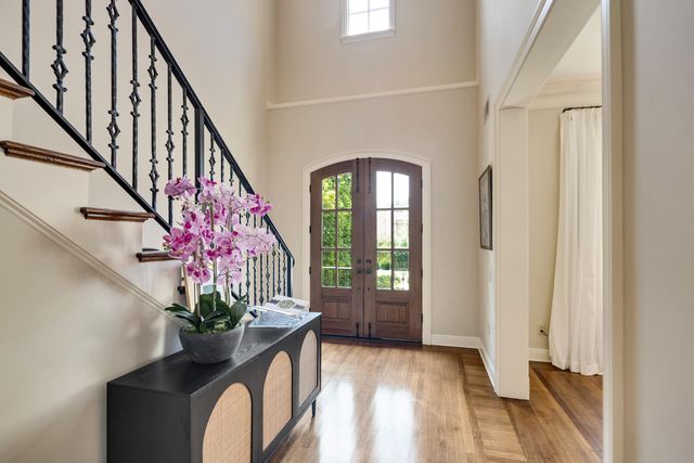 1910 CHATSWORTH DR, Germantown, TN 38138