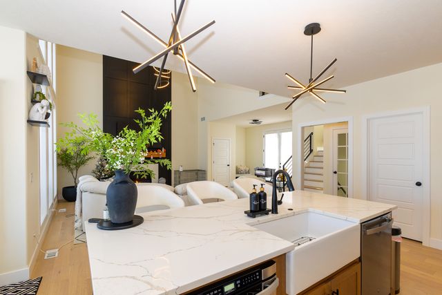 1112 Bell Grove Lane, Bloomington, IL 61705