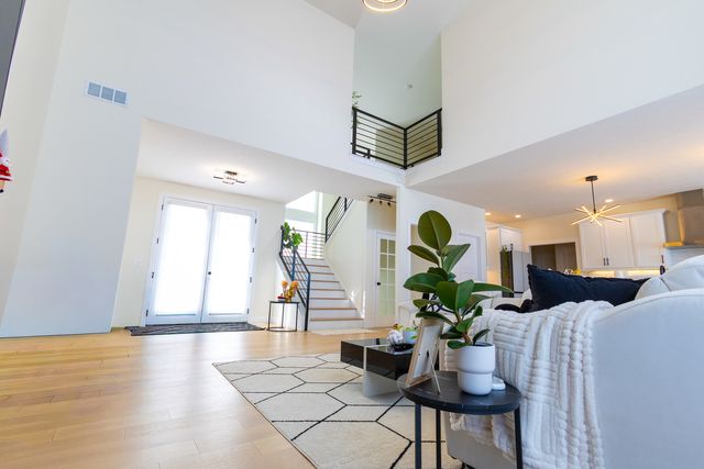 1112 Bell Grove Lane, Bloomington, IL 61705