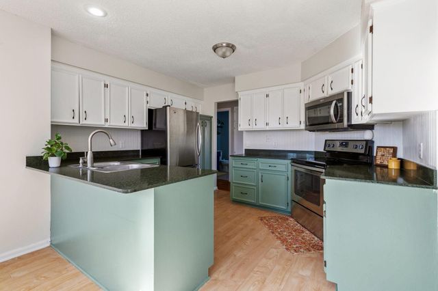 7531 Banning Way, Inver Grove Heights, MN 55077