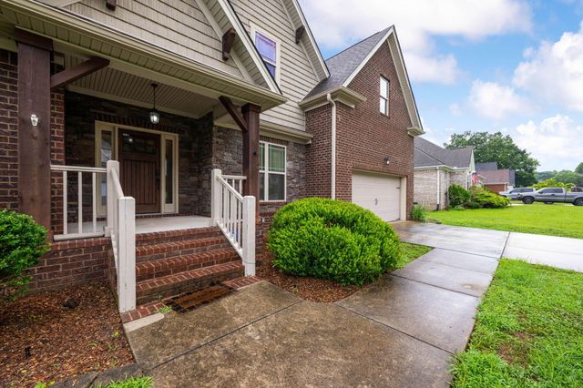 1550 Courtland Drive, Hixson, TN 37343
