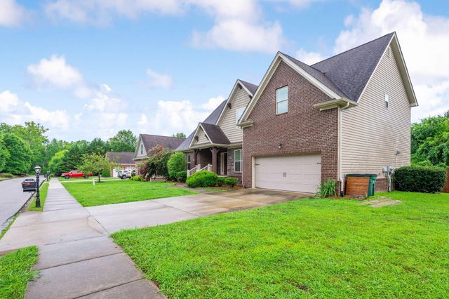 1550 Courtland Drive, Hixson, TN 37343