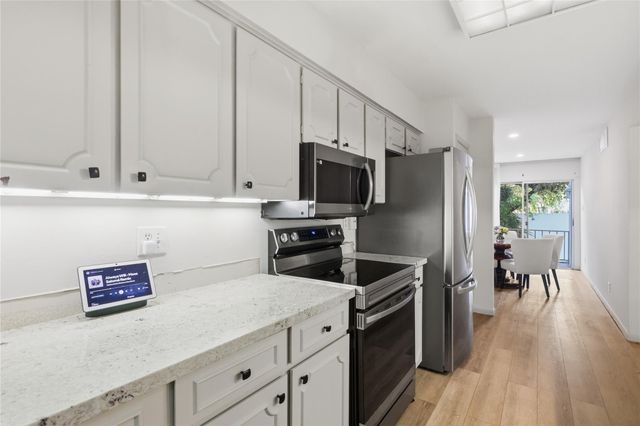 5050 Ambassador Way 112, Houston, TX 77056