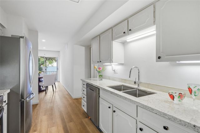 5050 Ambassador Way 112, Houston, TX 77056