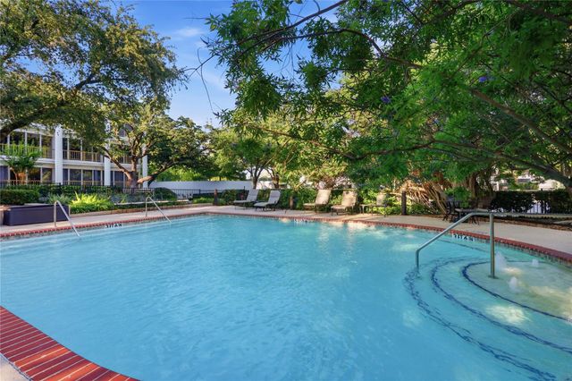 5050 Ambassador Way 112, Houston, TX 77056