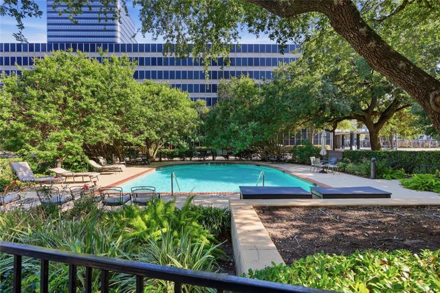 5050 Ambassador Way 112, Houston, TX 77056
