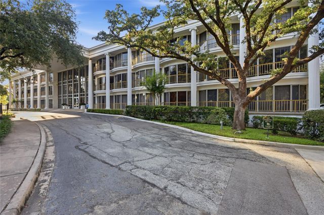 5050 Ambassador Way 112, Houston, TX 77056