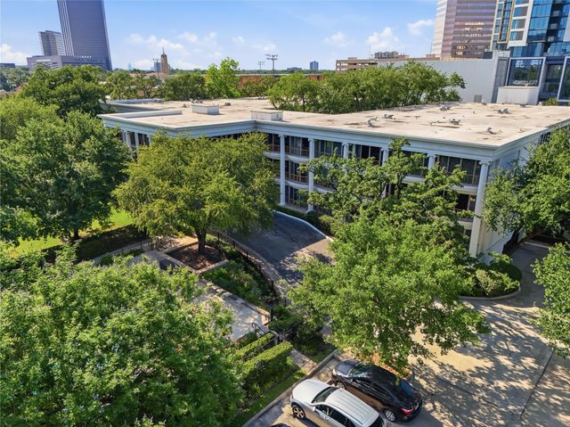 5050 Ambassador Way 112, Houston, TX 77056