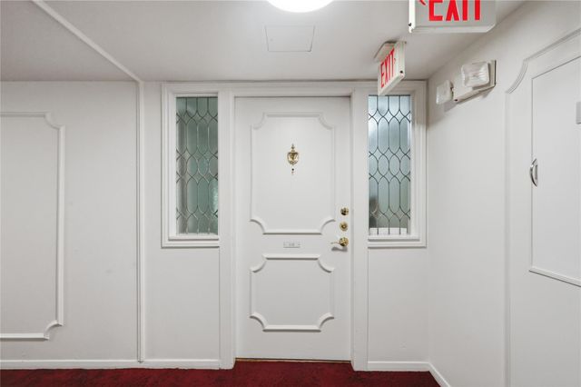 5050 Ambassador Way 112, Houston, TX 77056