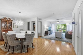 5050 Ambassador Way 112, Houston, TX 77056