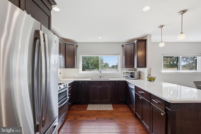 626 ARTWOOD DR, Philadelphia, PA 19115
