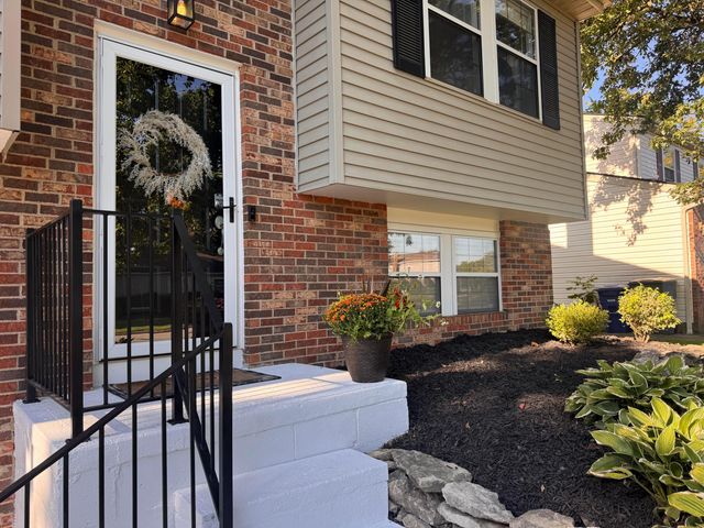 3752 Cypress Creek Drive, Columbus, OH 43228