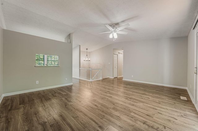 3752 Cypress Creek Drive, Columbus, OH 43228