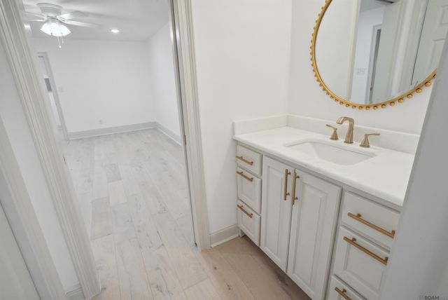 216 Ridgewood Blvd., Golden Meadow, LA 70357