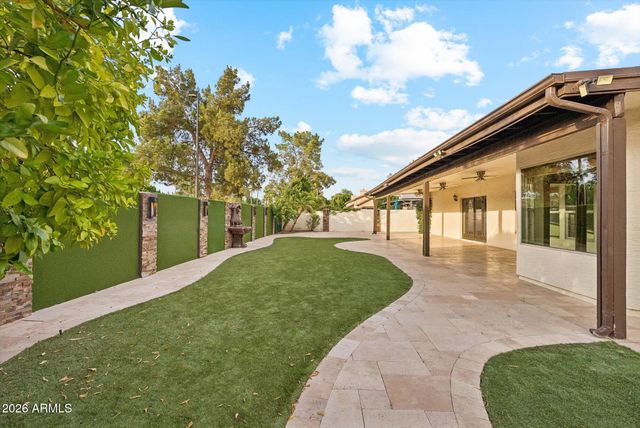 2202 E EGRET Court, Gilbert, AZ 85234