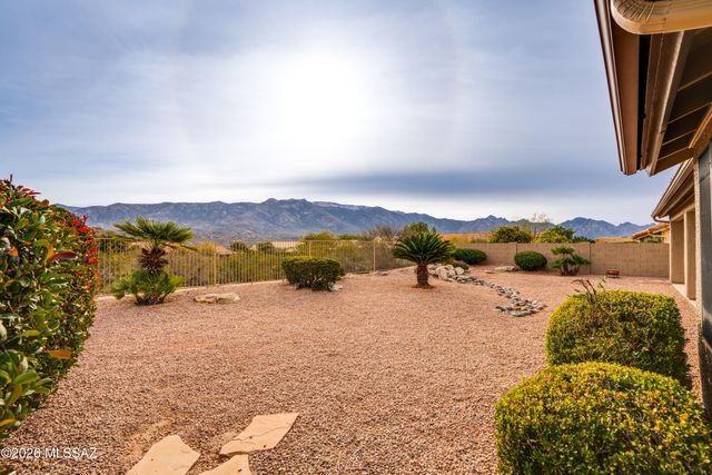 38511 S Lake Crest Drive, Tucson, AZ 85739