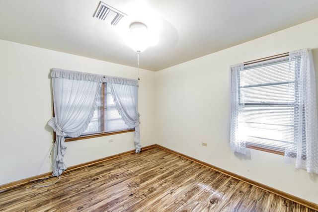704 Collins Dr, Houma, LA 70364