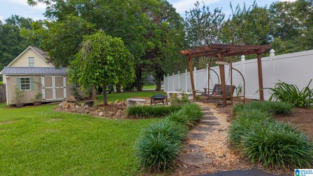 5401 SMITH ROAD, Pell City, AL 35128
