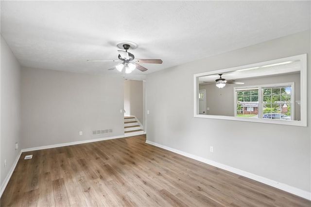 6041 Ridge Way, Douglasville, GA 30135