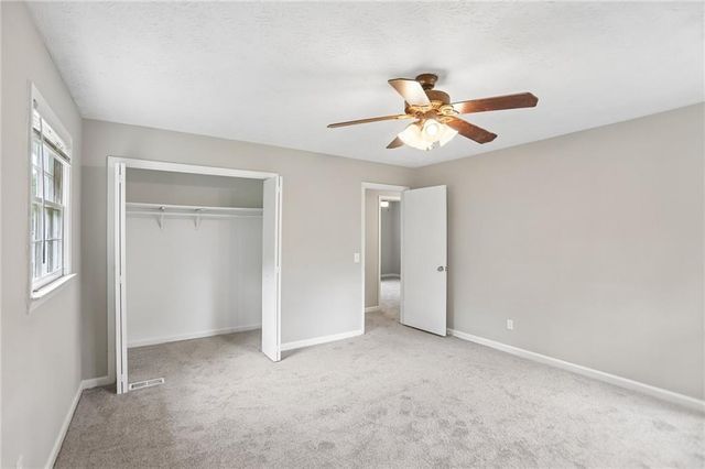 6041 Ridge Way, Douglasville, GA 30135