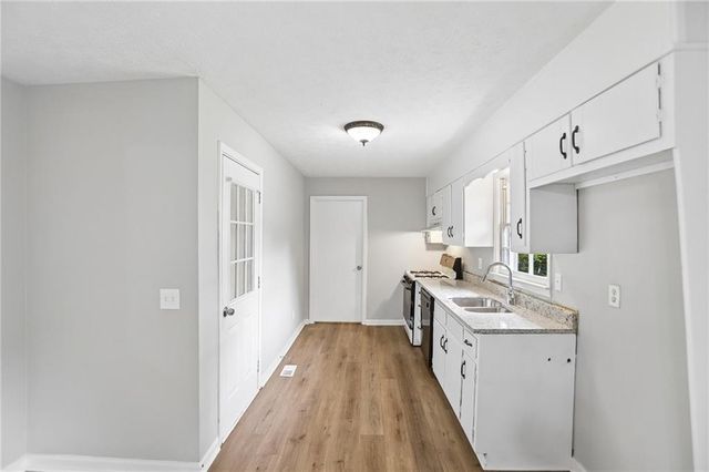 6041 Ridge Way, Douglasville, GA 30135