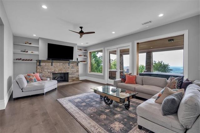 89 Somerset Lane, Cartersville, GA 30121