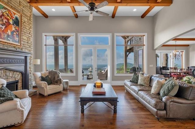 89 Somerset Lane, Cartersville, GA 30121