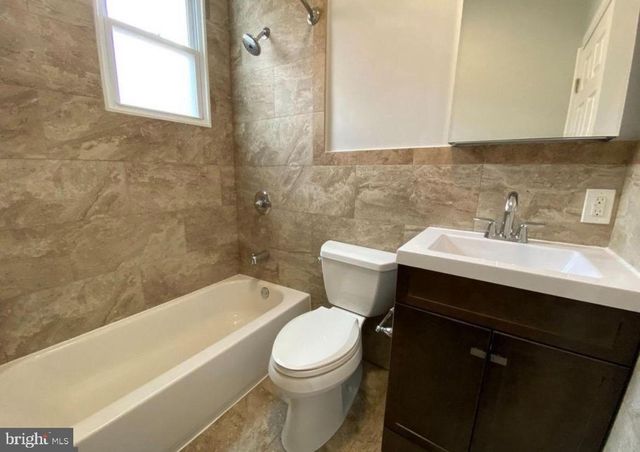 1246 S BONSALL ST, Philadelphia, PA 19146