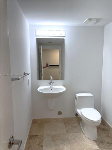 41 SE 5th St 911, Miami, FL 33131