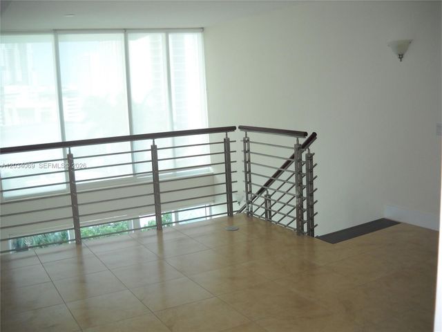 41 SE 5th St 911, Miami, FL 33131