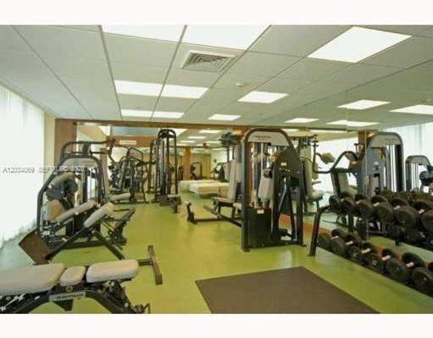 41 SE 5th St 911, Miami, FL 33131