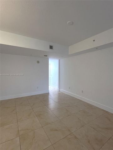 41 SE 5th St 911, Miami, FL 33131