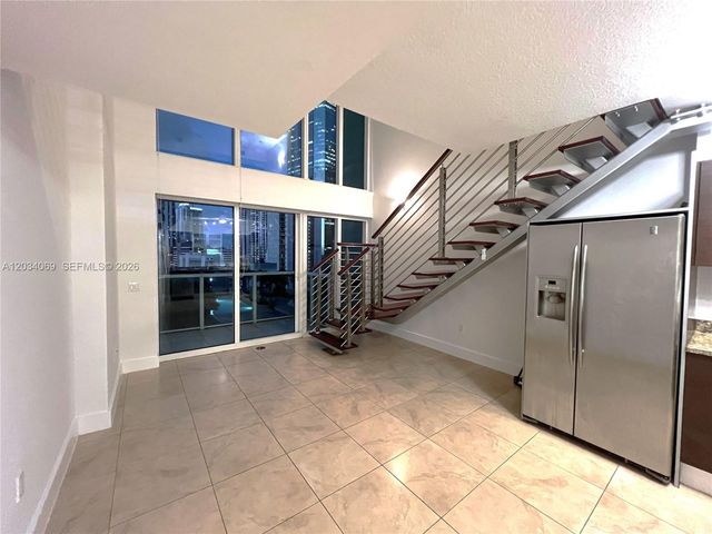 41 SE 5th St 911, Miami, FL 33131