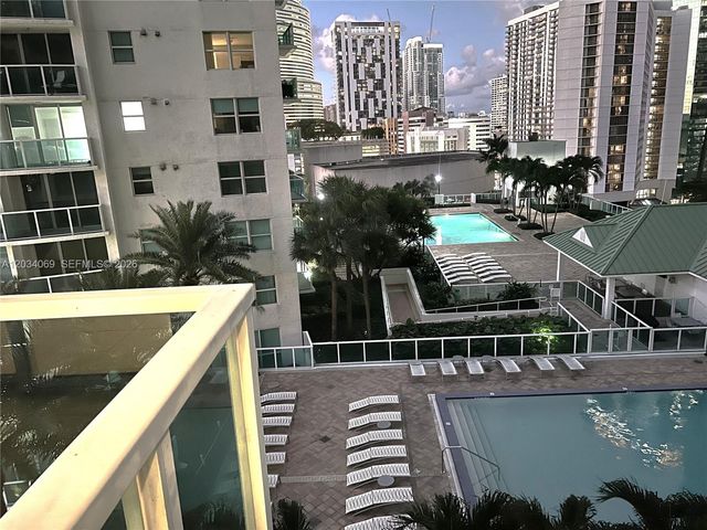 41 SE 5th St 911, Miami, FL 33131
