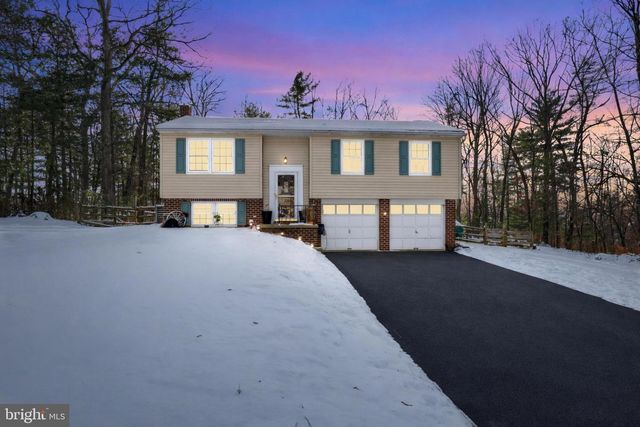 276 OAKBROOK DR, Felton, PA 17322