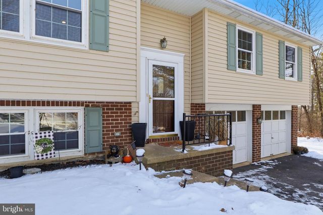 276 OAKBROOK DR, Felton, PA 17322