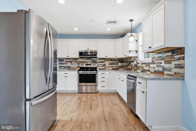 276 OAKBROOK DR, Felton, PA 17322